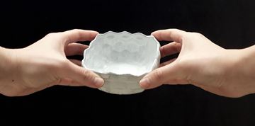 Picture of Cube Medium Cup