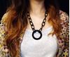 Picture of Sunglasses Necklace - Black