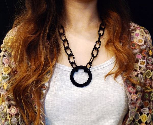 Picture of Sunglasses Necklace - Black